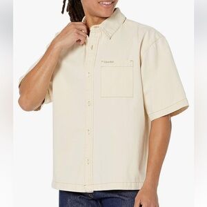 Calvin Klein Mens Short Sleeve Button Up Camp Shirt